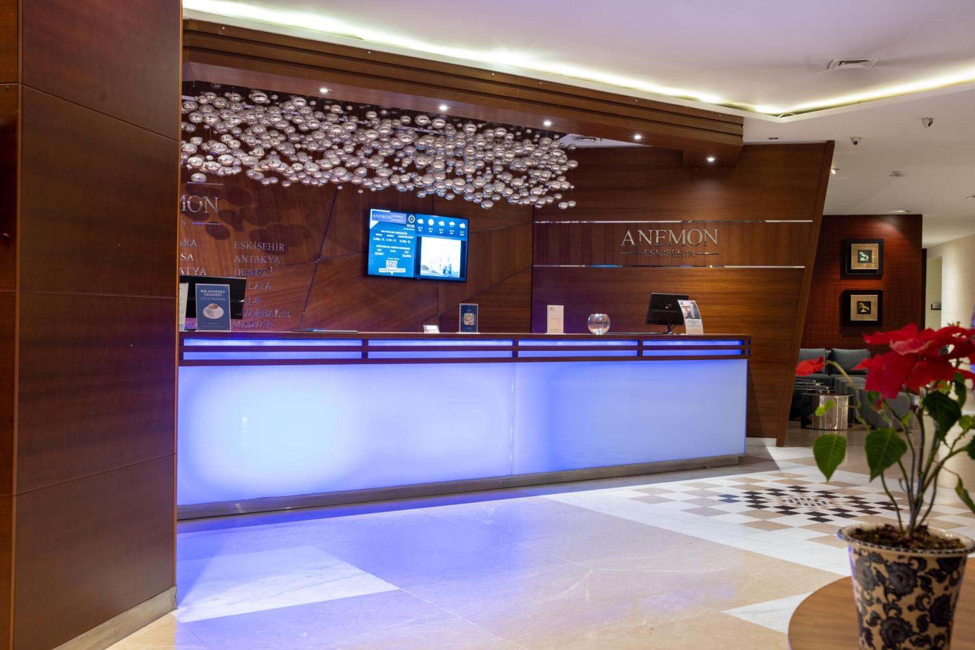 Anemon Grand Eskisehir Otel Extérieur photo